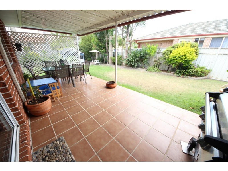 17 Athol Elliott Pl, South West Rocks NSW 2431