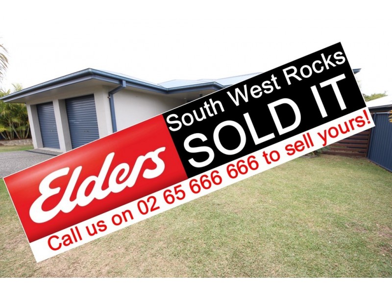 45 Dennis Cres, South West Rocks NSW 2431