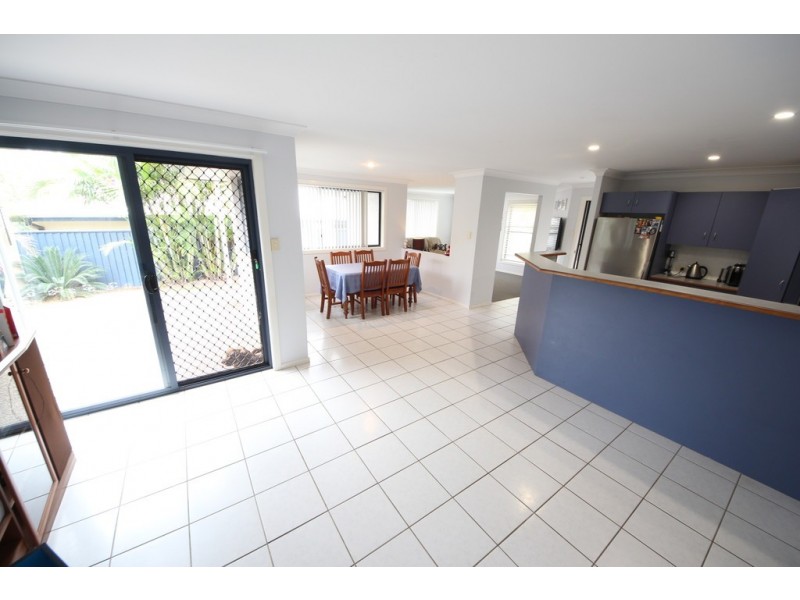 45 Dennis Cres, South West Rocks NSW 2431
