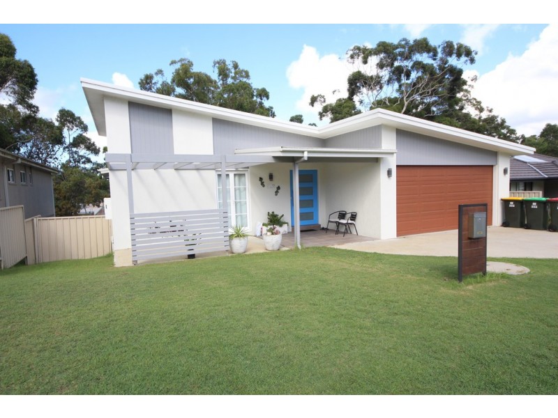 10 Yulgilbar Pl, South West Rocks NSW 2431