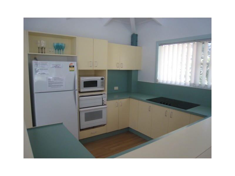 18 Cardwell St, Arakoon NSW 2431