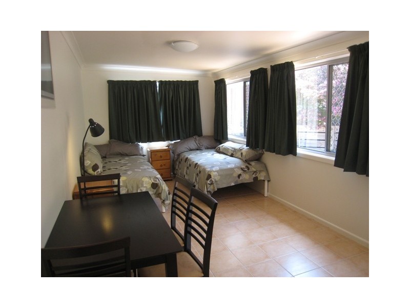 18 Elizabeth St, South West Rocks NSW 2431