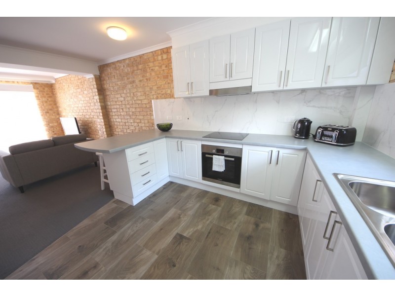 4/12 Paragon Ave, South West Rocks NSW 2431