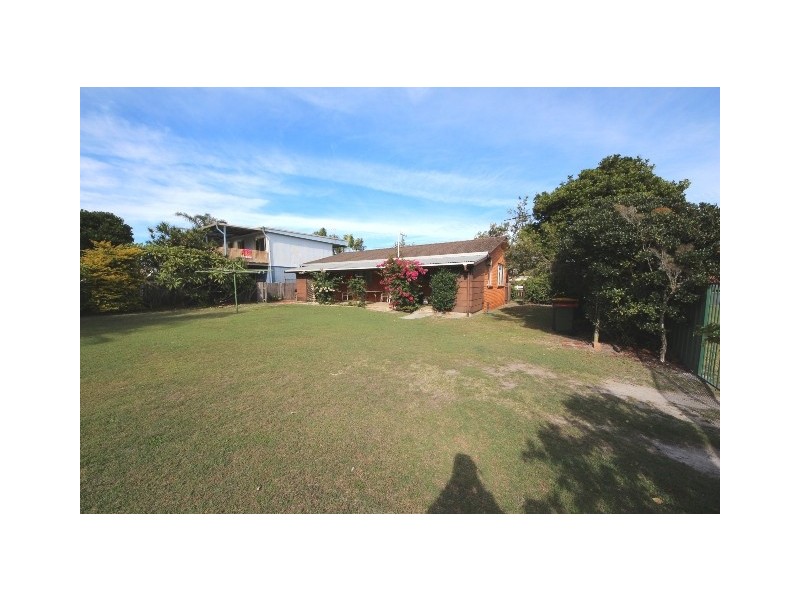 15 Straight Street, Hat Head NSW 2440