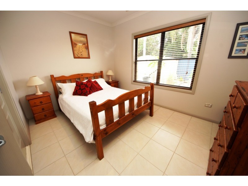 16 Bay St, Hat Head NSW 2440