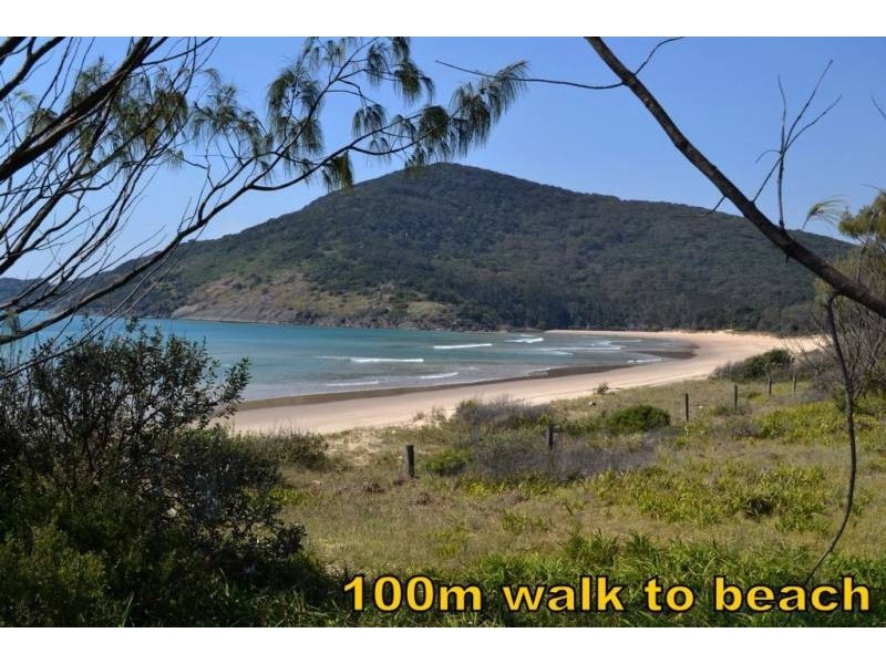 16 Bay St, Hat Head NSW 2440