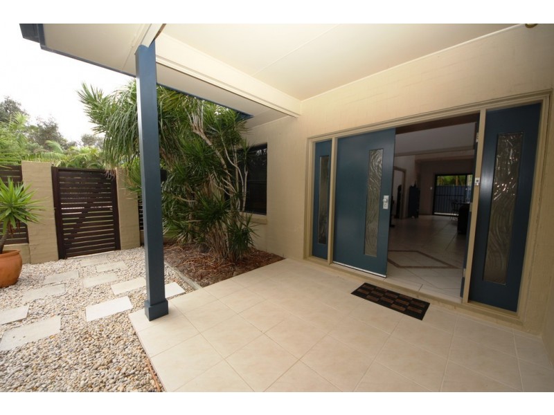 16 Bay St, Hat Head NSW 2440