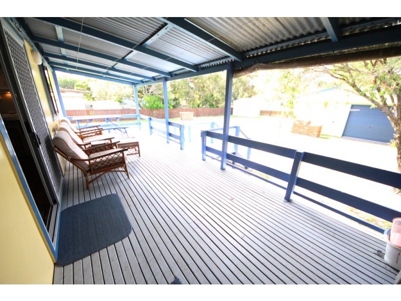 17 Straight St, Hat Head NSW 2440