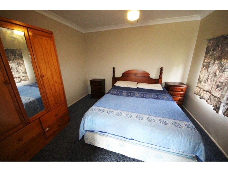 17 Straight St, Hat Head NSW 2440