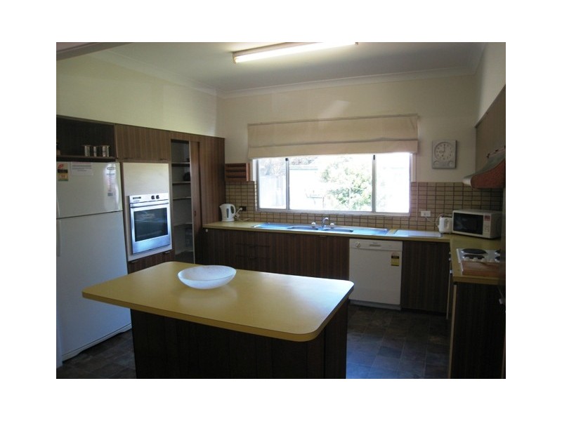 6 Bay St, Hat Head NSW 2440