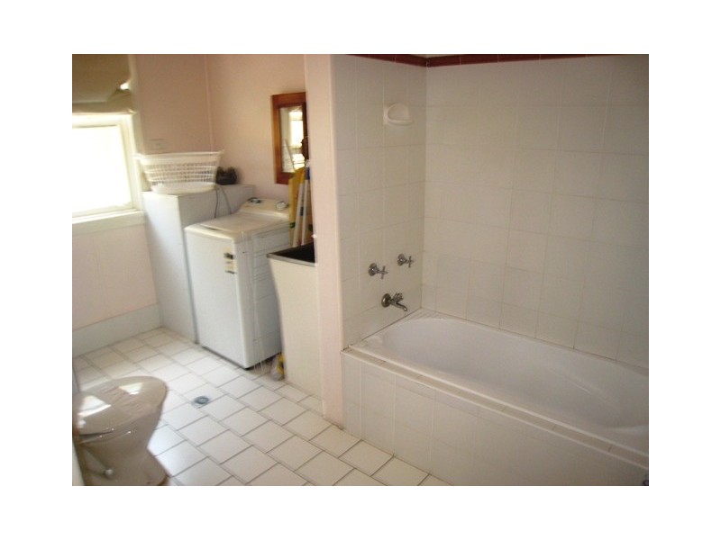 8 Bay Street, Hat Head NSW 2440