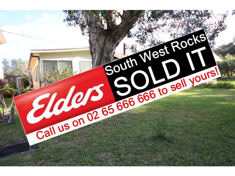 80 Straight St, Hat Head NSW 2440