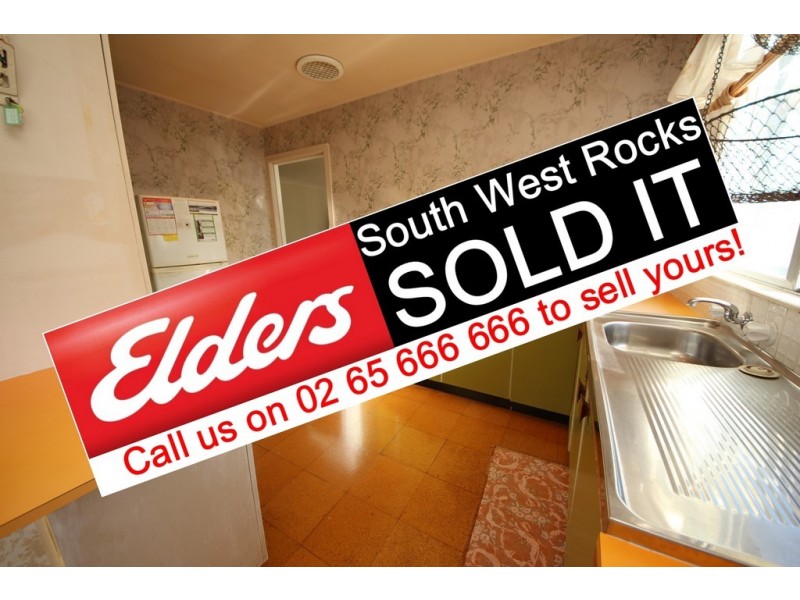 80 Straight St, Hat Head NSW 2440