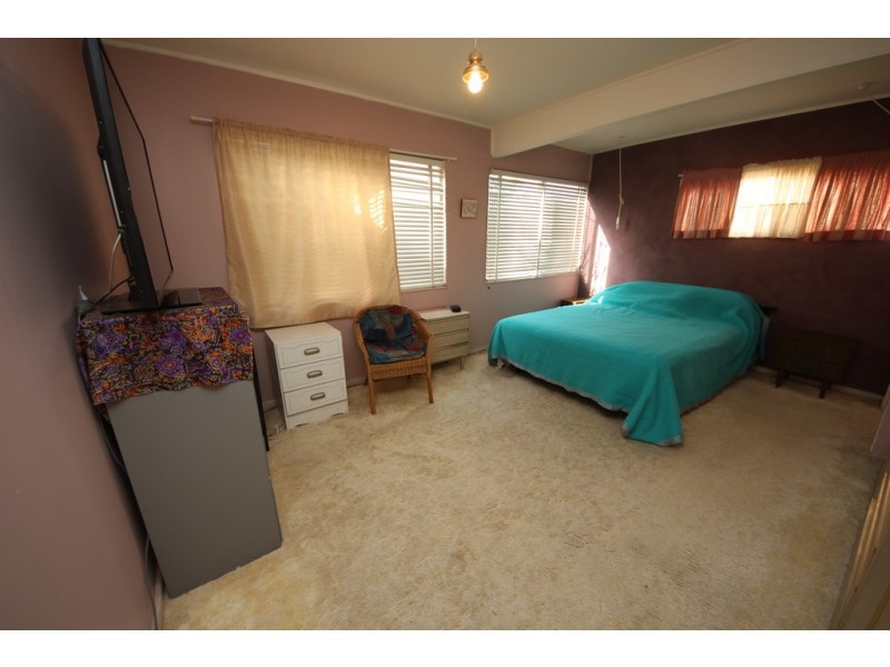 80 Straight St, Hat Head NSW 2440