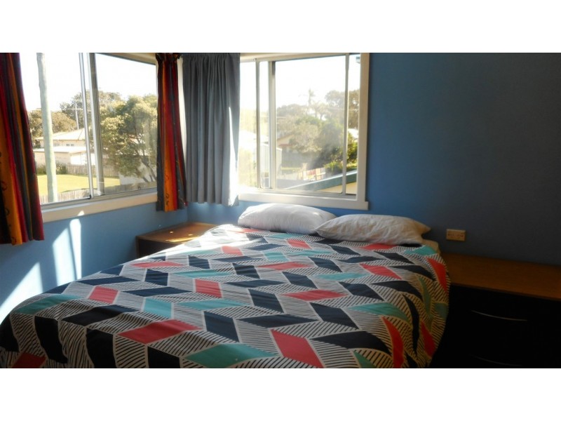 44 Bay Street, Hat Head NSW 2440