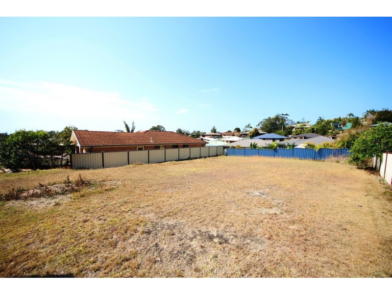 8 Pisces Pl, South West Rocks NSW 2431