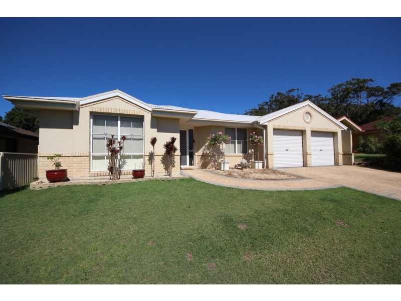 10 Peter Mark Cct, South West Rocks NSW 2431