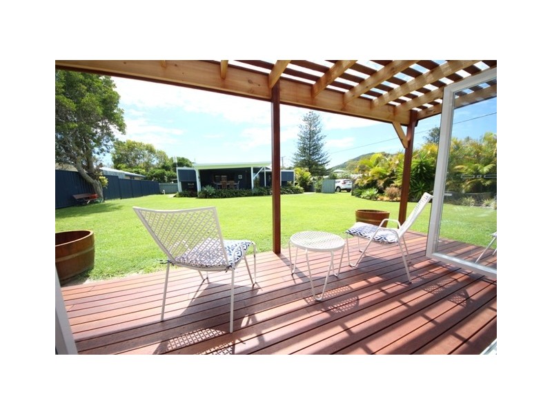 7 Vine St, Hat Head NSW 2440