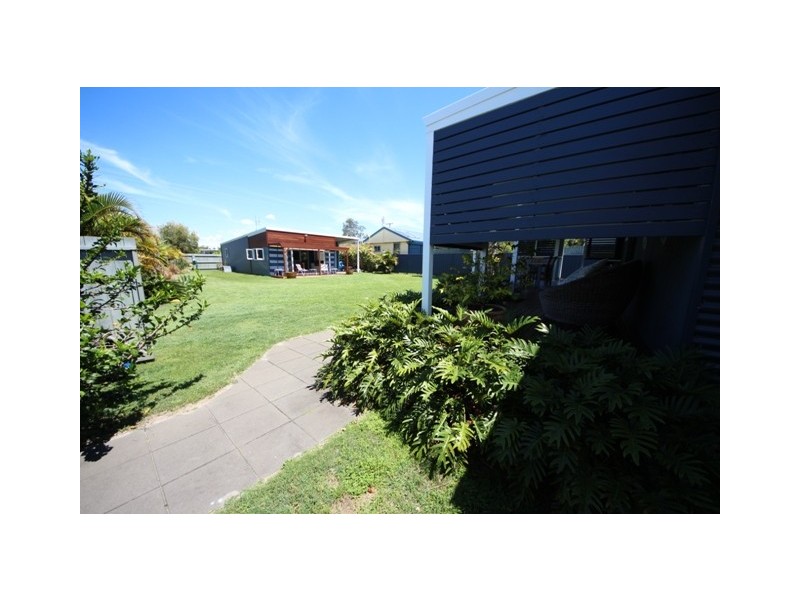 7 Vine St, Hat Head NSW 2440