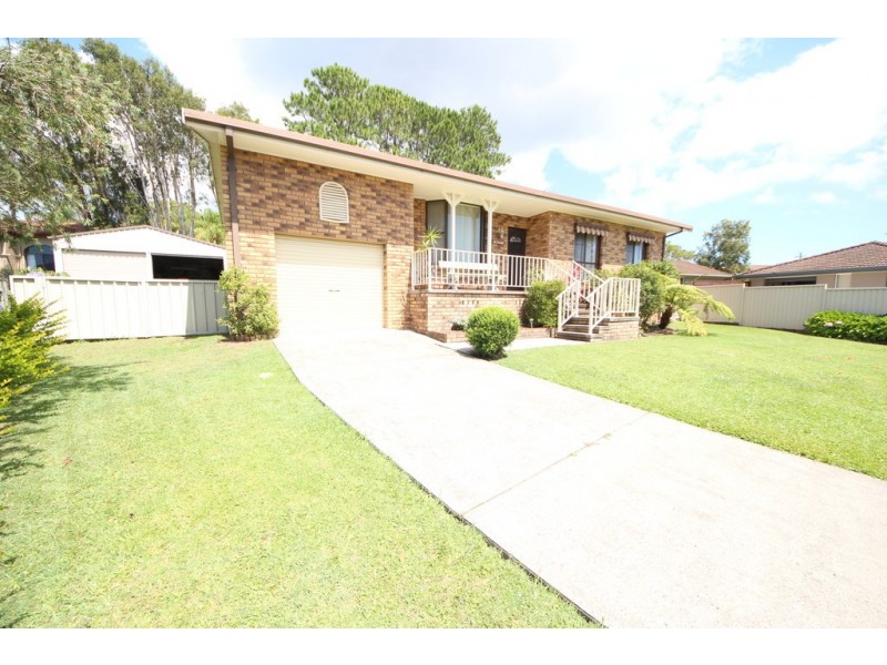 7 Albert Harrower Cres, South West Rocks NSW 2431