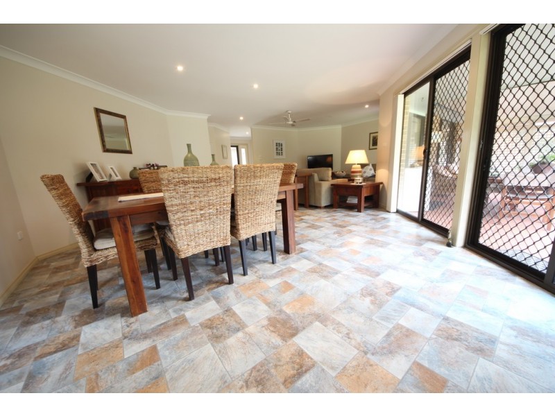 41 Athol Elliott Pl, South West Rocks NSW 2431