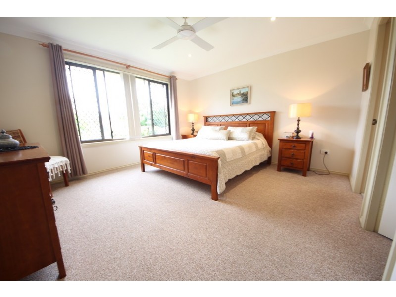 41 Athol Elliott Pl, South West Rocks NSW 2431