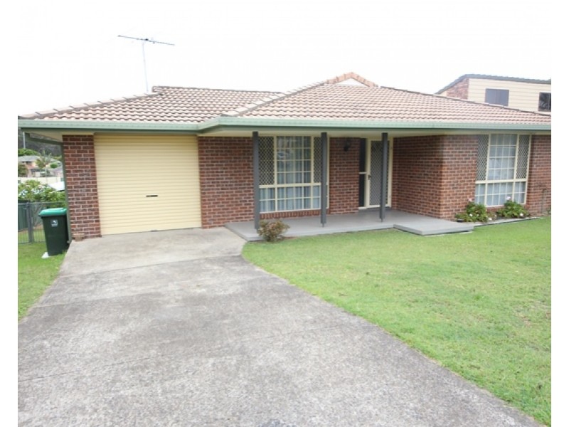 17 Crystal Place, South West Rocks NSW 2431