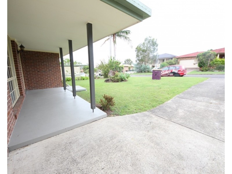 17 Crystal Place, South West Rocks NSW 2431