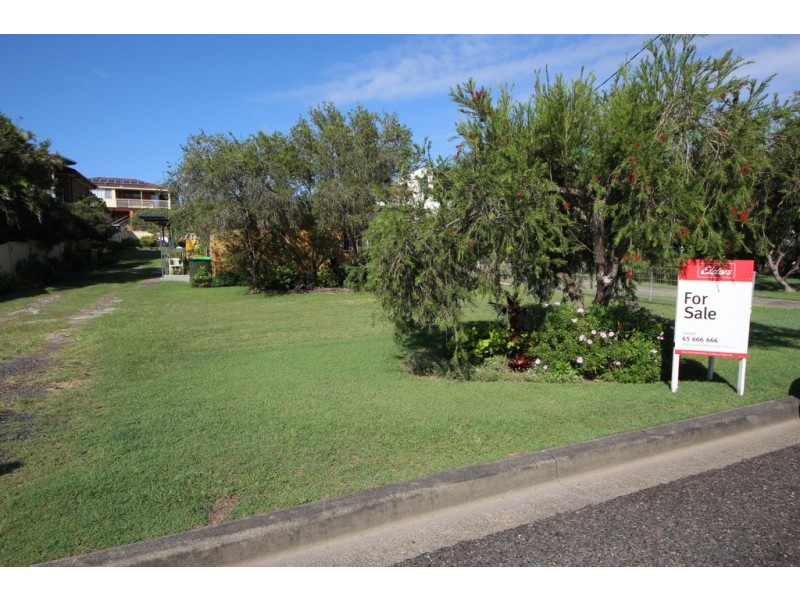 1,2,3 / 27 Phillip Drive, South West Rocks NSW 2431