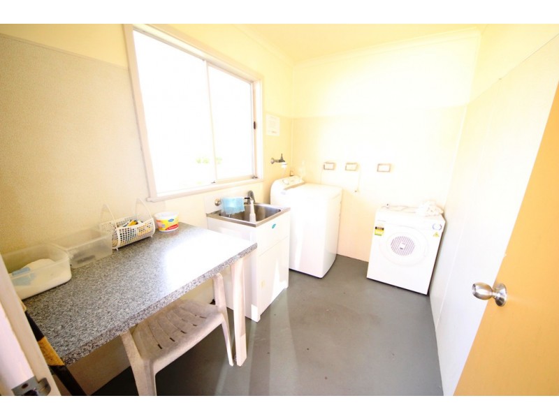 1,2,3 / 27 Phillip Drive, South West Rocks NSW 2431