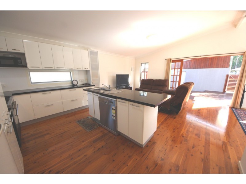 27B Steve Eagleton Dr, South West Rocks NSW 2431