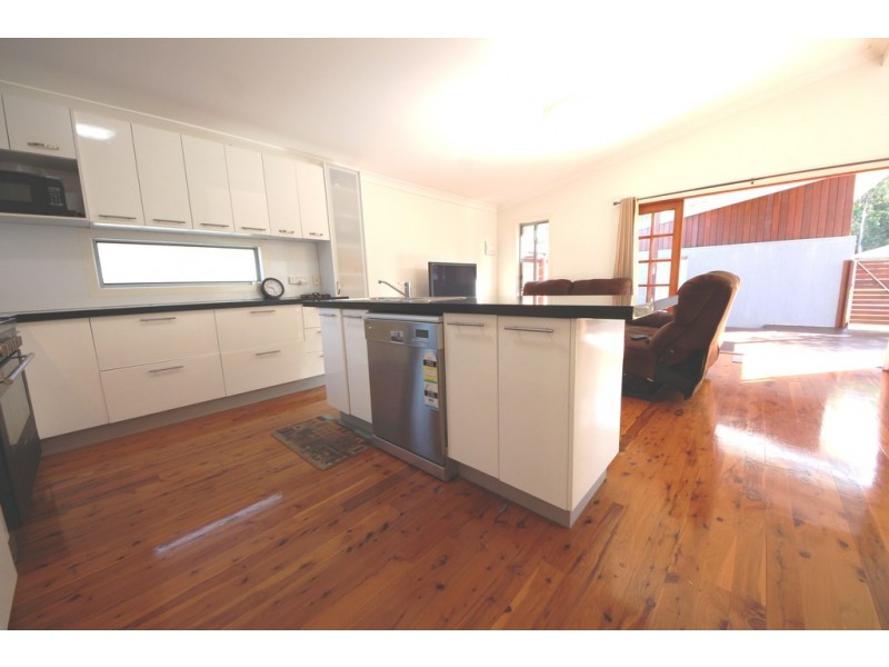 27B Steve Eagleton Dr, South West Rocks NSW 2431