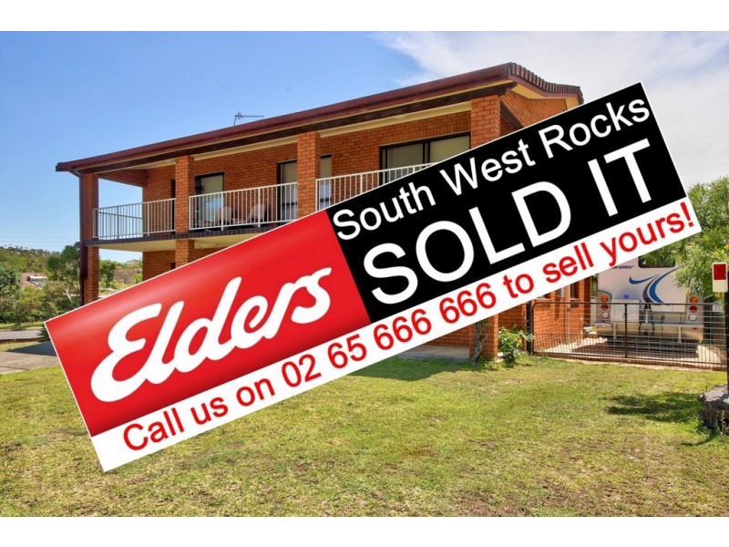 1 Lionel Hogan Cl, South West Rocks NSW 2431