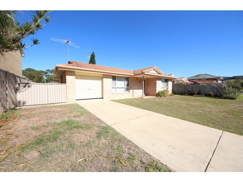 11 Kimpton St, Stuarts Point NSW 2441