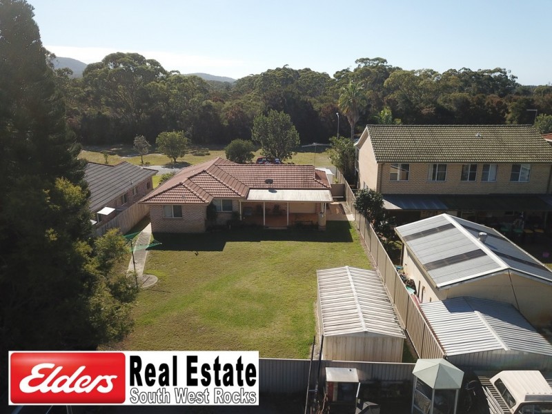 11 Kimpton St, Stuarts Point NSW 2441