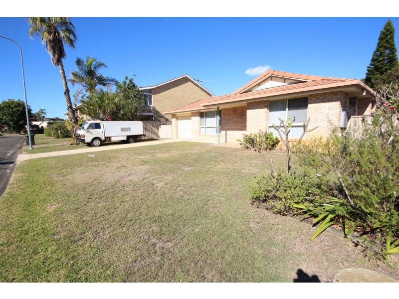 11 Kimpton St, Stuarts Point NSW 2441