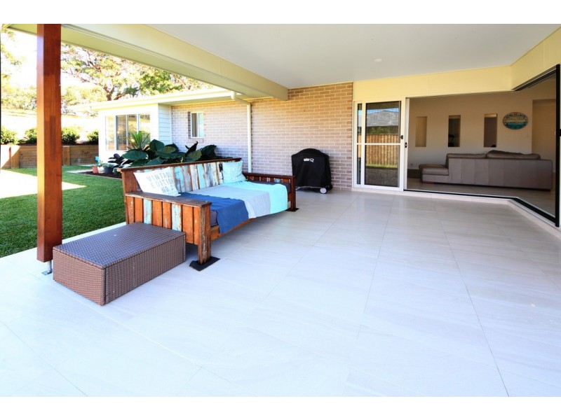 11 Rosedale Ave, South West Rocks NSW 2431