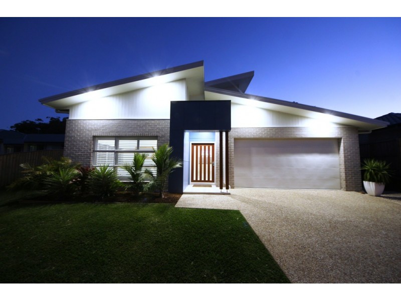 11 Rosedale Ave, South West Rocks NSW 2431