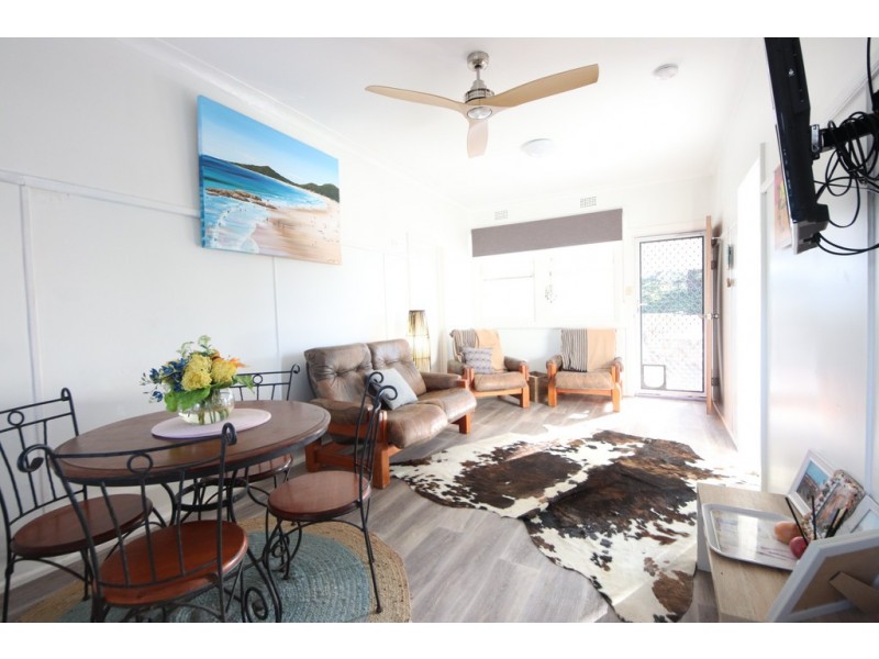 16 Memorial Avenue, South West Rocks NSW 2431