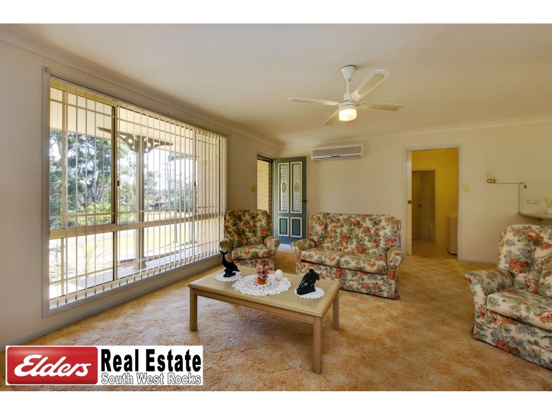 26 Bruce Field St, South West Rocks NSW 2431