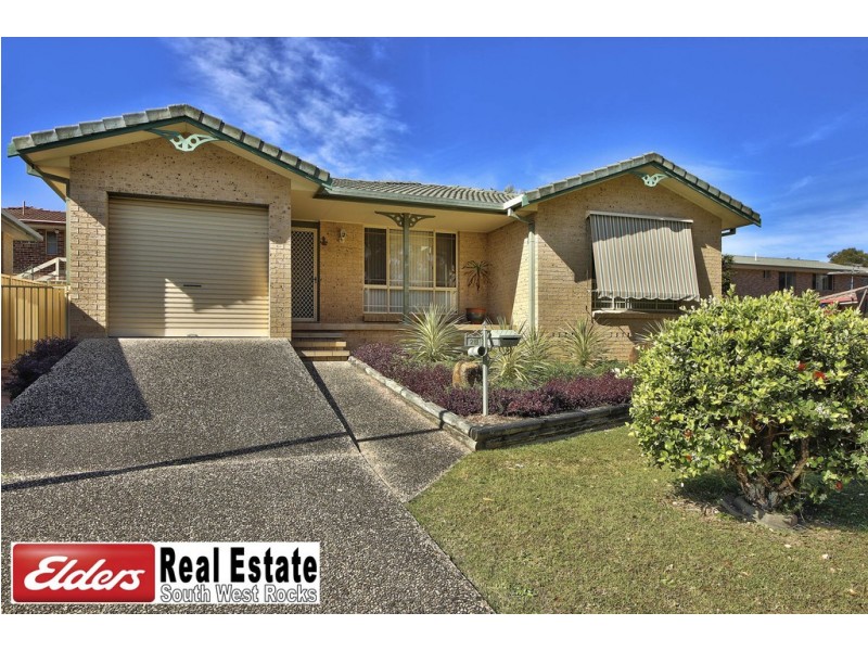 26 Bruce Field St, South West Rocks NSW 2431