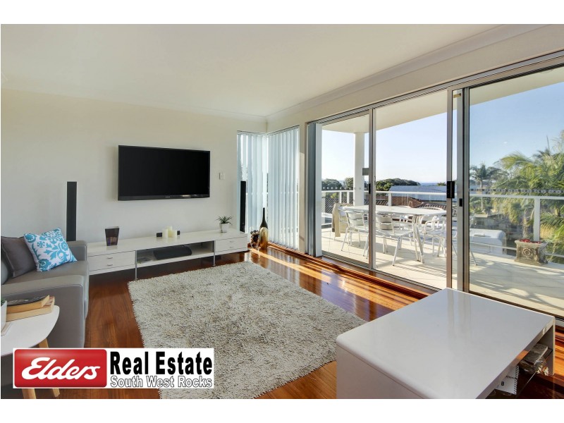 1 Government Rd, South West Rocks NSW 2431