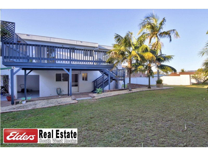 1 Government Rd, South West Rocks NSW 2431