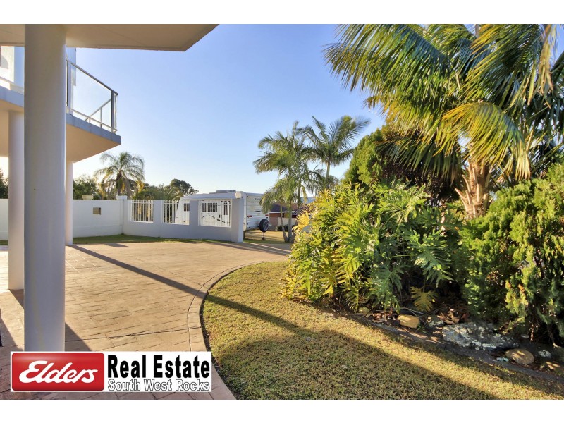 1 Government Rd, South West Rocks NSW 2431