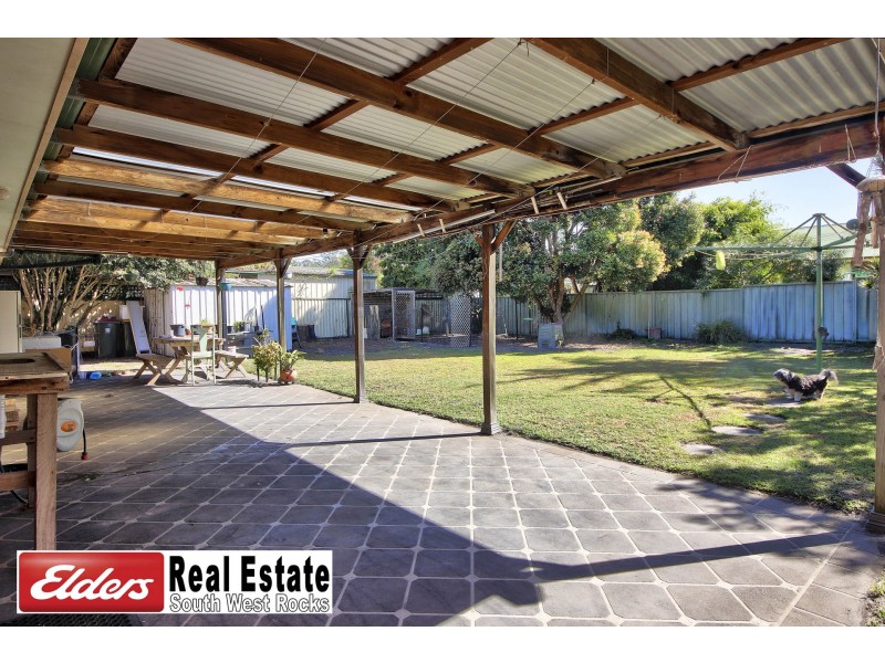 22 Herbert Appleby Cct, South West Rocks NSW 2431