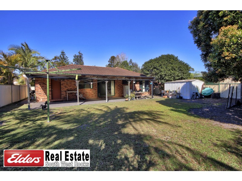 22 Herbert Appleby Cct, South West Rocks NSW 2431