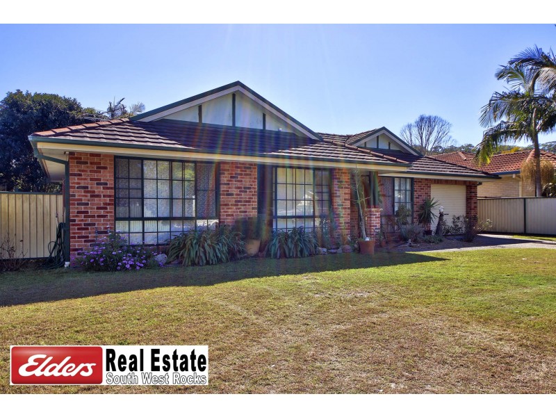 22 Herbert Appleby Cct, South West Rocks NSW 2431