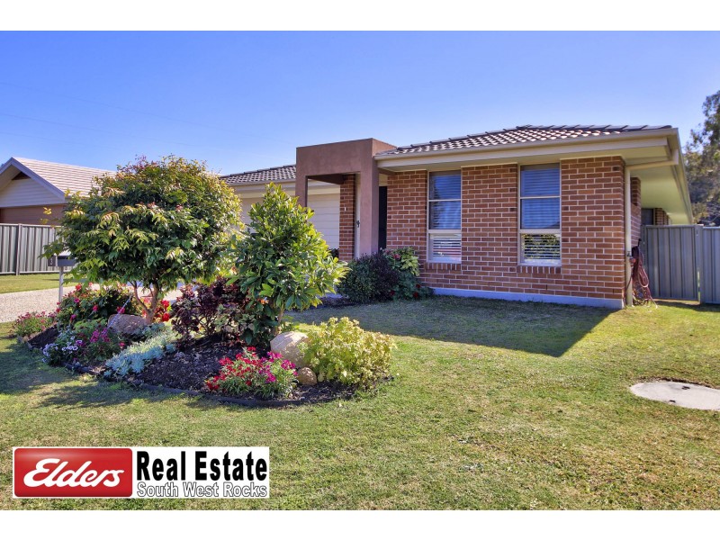 3 Tallowwood PL, South West Rocks NSW 2431