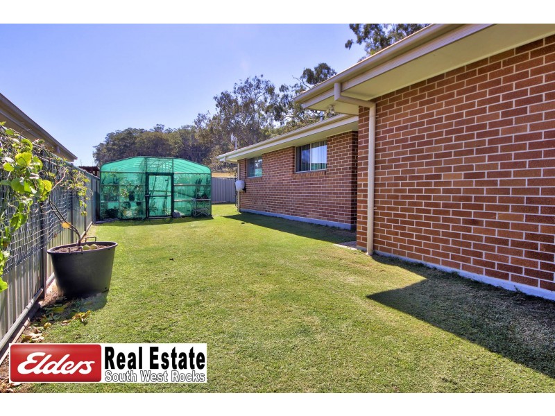 3 Tallowwood PL, South West Rocks NSW 2431