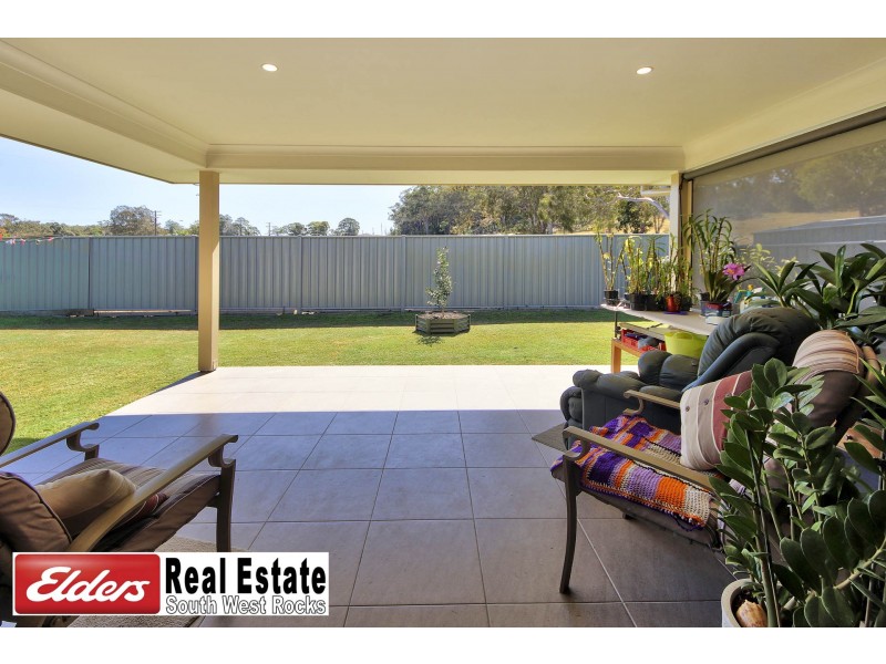 3 Tallowwood PL, South West Rocks NSW 2431